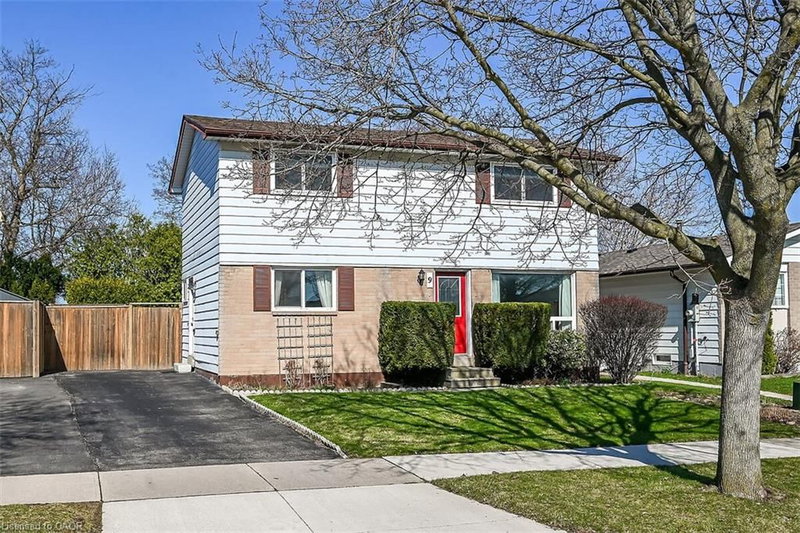 9 Mellenby Street, Stoney Creek, Ontario