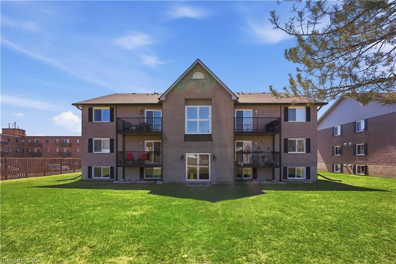 312 - 50 Campbell Court