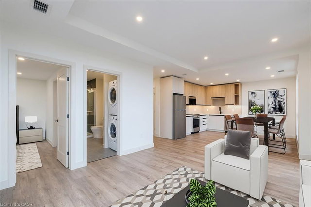 402 - 4390 Hillview Drive