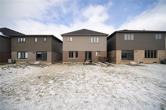 LOWER - 31 Mair Avenue