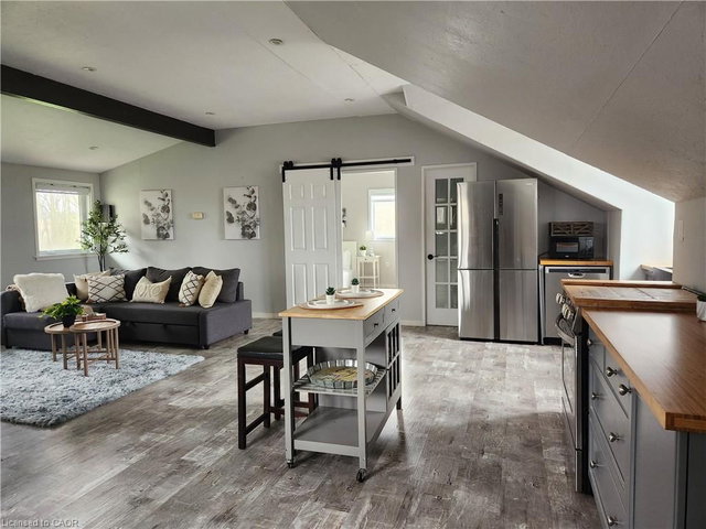 Upper - 267 Pinehurst Road