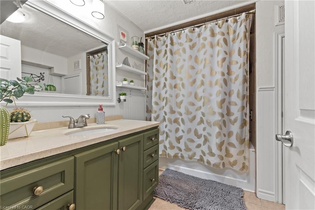 Single Family Residence for sale at 96 Terrace Drive, Hamilton, ON, L9A 2Y6 - Balfour - MLS: 40819579