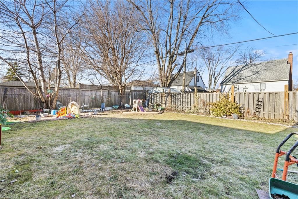 Single Family Residence for sale at 96 Terrace Drive, Hamilton, ON, L9A 2Y6 - Balfour - MLS: 40819579