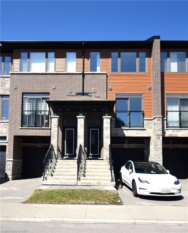 229 - 30 Times Square Boulevard