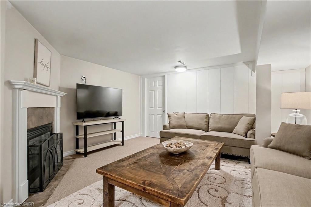 Single Family Residence for sale at 11 Carwyn Crescent, Hamilton, ON, L8S 3H3 - Ainslie Wood - MLS: 40819712