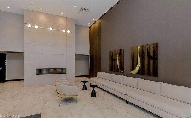 402 - 480 Gordon Krantz Avenue