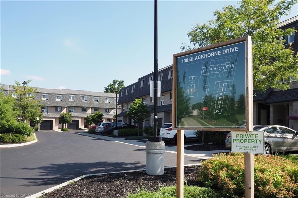 Row/Townhouse for sale at 14-138 Blackhorne Drive, Kitchener, ON, N2E 1Z3 - Laurentian Hills/Country Hills W - MLS: 40819783