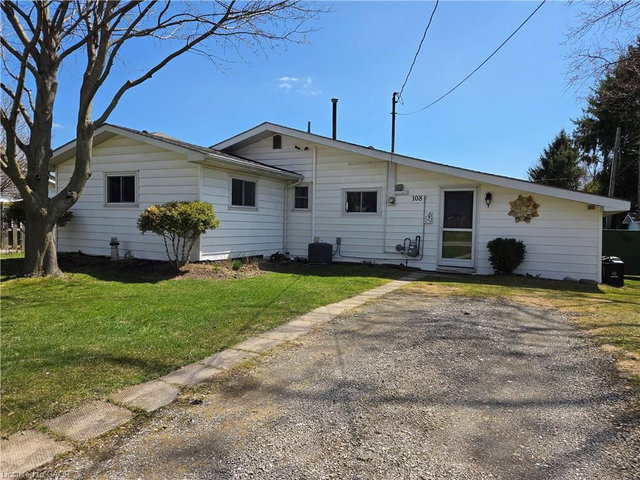 108 New Lakeshore Road