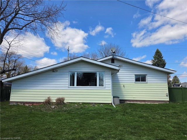 108 New Lakeshore Road