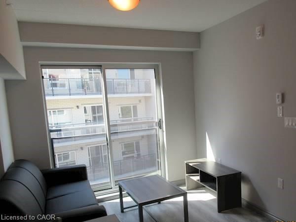 G415 - 275 Larch Street