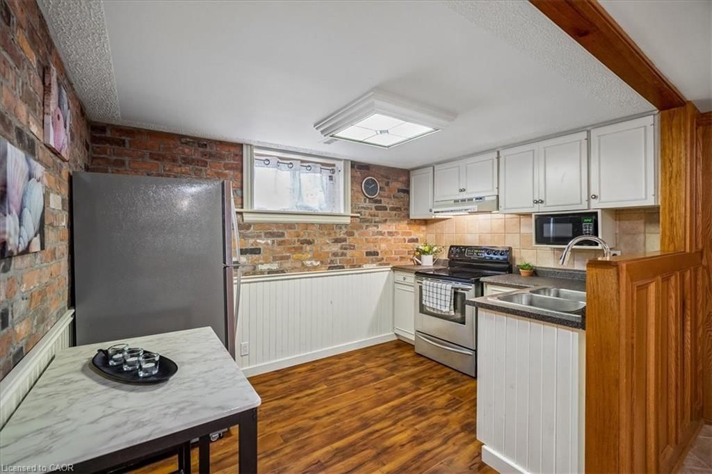 Single Family Residence for sale at 139 Rendell Boulevard, Hamilton, ON, L8T 3P7 - Sunninghill - MLS: 40819931