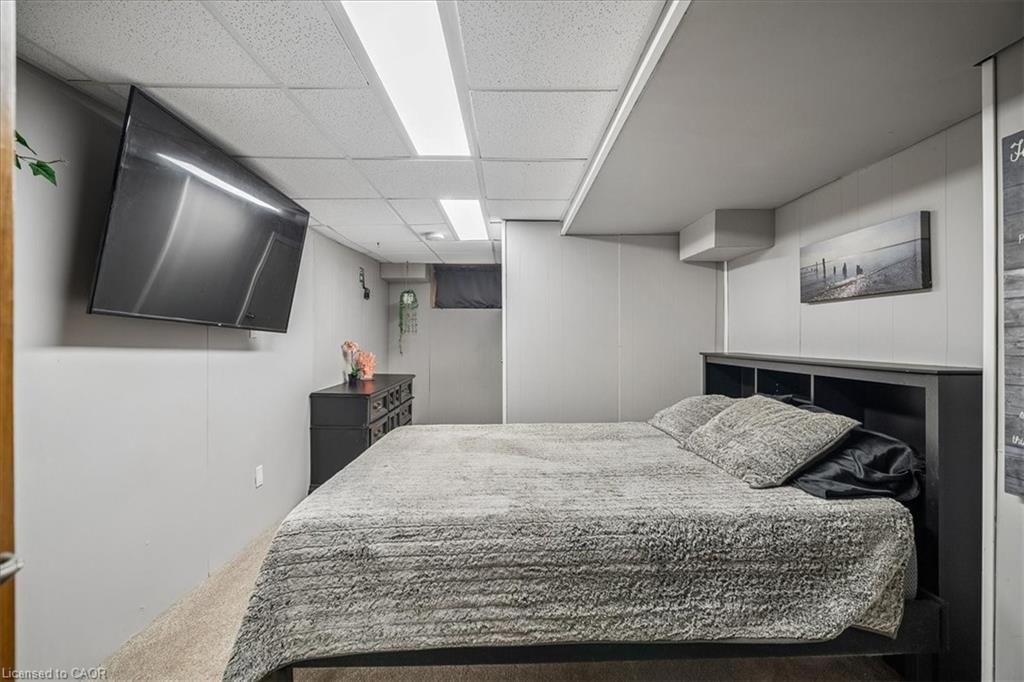 Single Family Residence for sale at 139 Rendell Boulevard, Hamilton, ON, L8T 3P7 - Sunninghill - MLS: 40819931