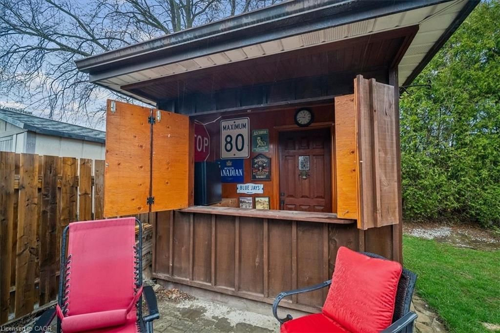 Single Family Residence for sale at 139 Rendell Boulevard, Hamilton, ON, L8T 3P7 - Sunninghill - MLS: 40819931