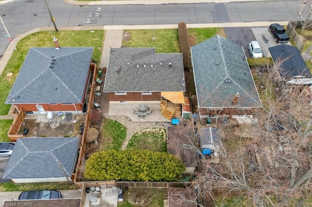 Single Family Residence for sale at 139 Rendell Boulevard, Hamilton, ON, L8T 3P7 - Sunninghill - MLS: 40819931