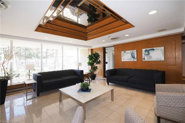 1103 - 4 Willow Street