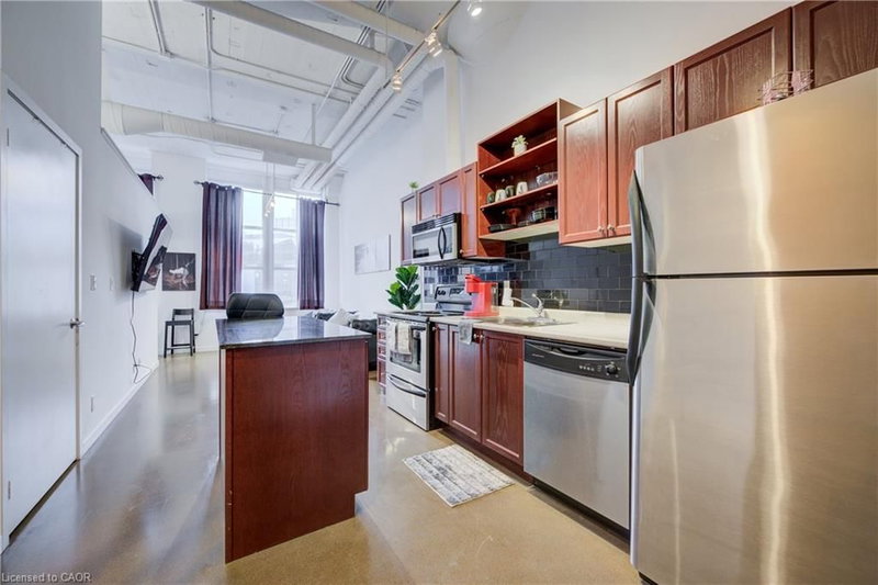 224 - 410 King Street W