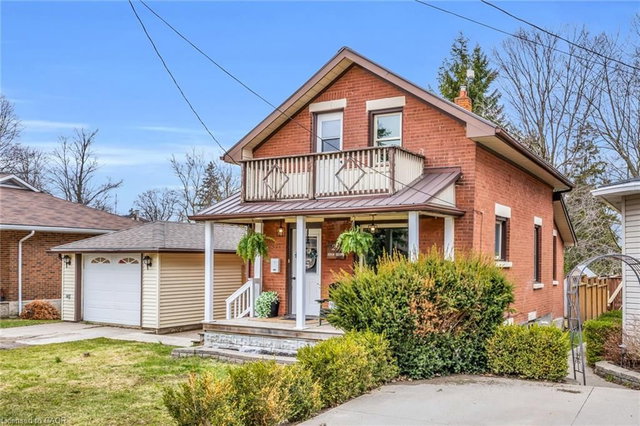 29 Adam Brown Street