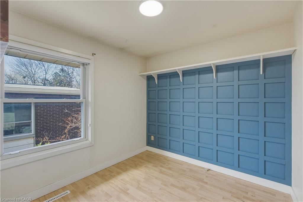 Single Family Residence for sale at 22 Westaway Place, Hamilton, ON, L9C 2G1 - Buchanan - MLS: 40820007