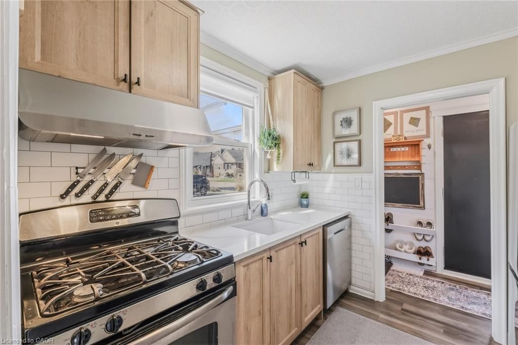 Single Family Residence for sale at 43 Woodbridge Road, Hamilton, ON, L8K 3C8 - Rosedale - MLS: 40820009