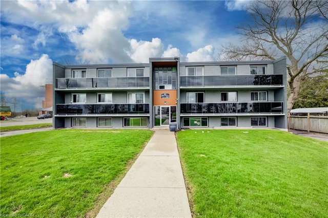 7 - 82 Elgin Street S