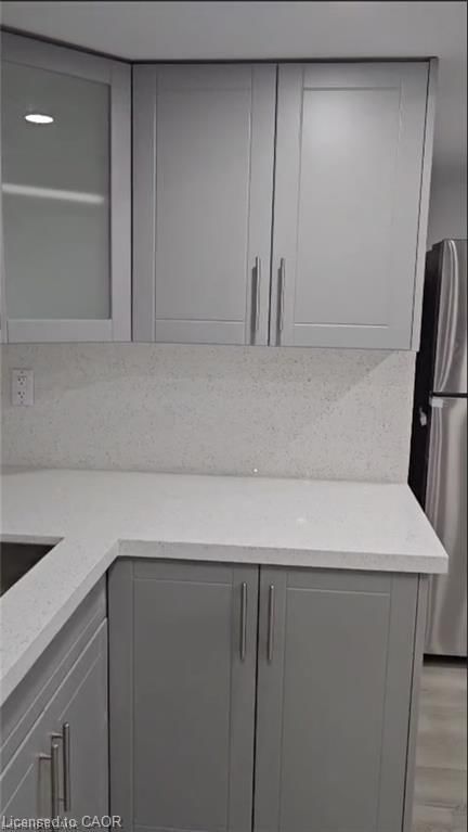 Lower unit - 19 Cherry Taylor Avenue