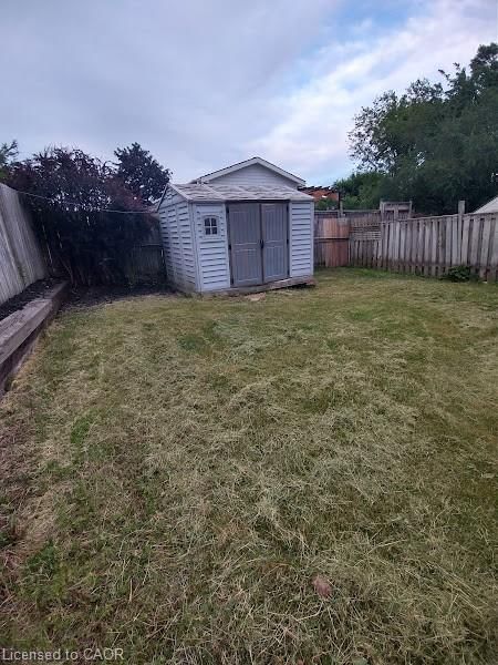 71 Nickolas Crescent