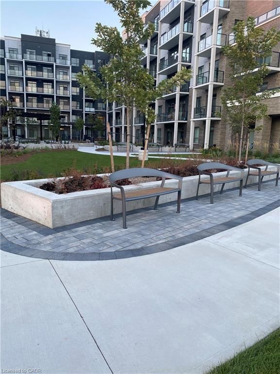 521 - 5055 Greenlane Road