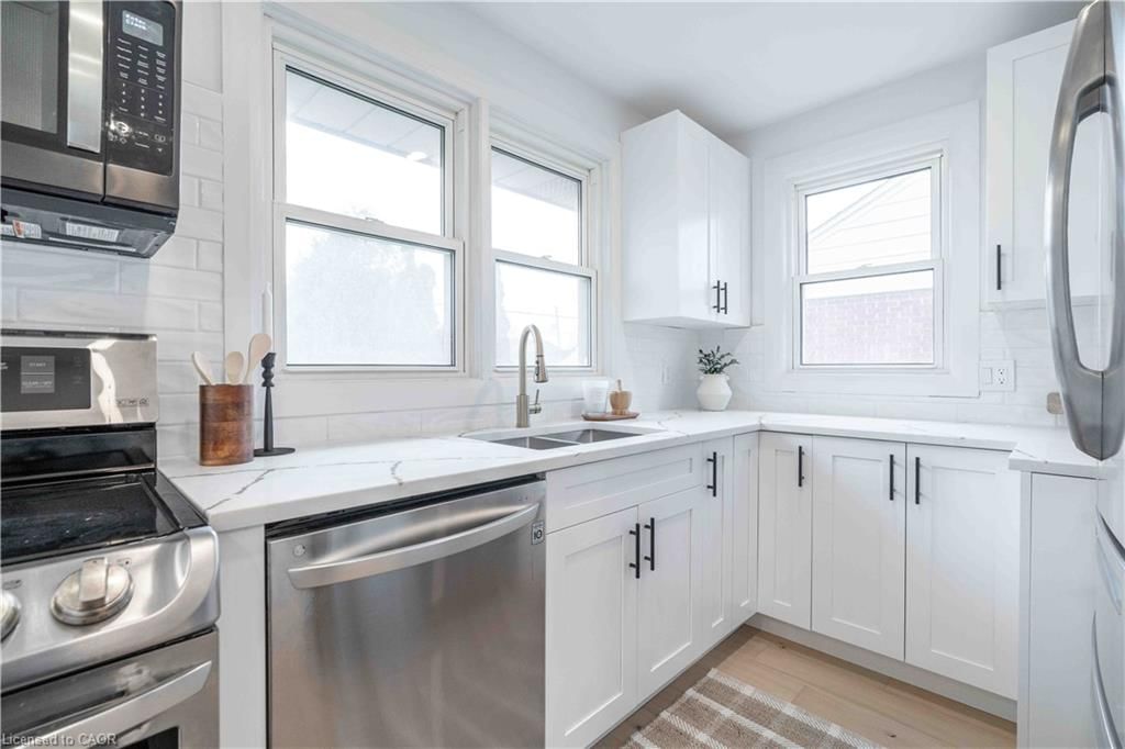 Single Family Residence for sale at 67 Toby Crescent, Hamilton, ON, L8T 2N9 - Huntington - MLS: 40820060