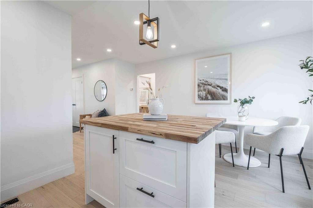 Single Family Residence for sale at 67 Toby Crescent, Hamilton, ON, L8T 2N9 - Huntington - MLS: 40820060