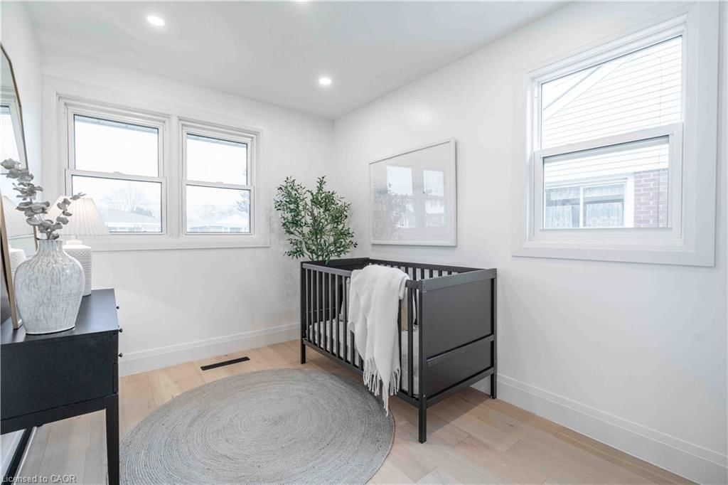 Single Family Residence for sale at 67 Toby Crescent, Hamilton, ON, L8T 2N9 - Huntington - MLS: 40820060