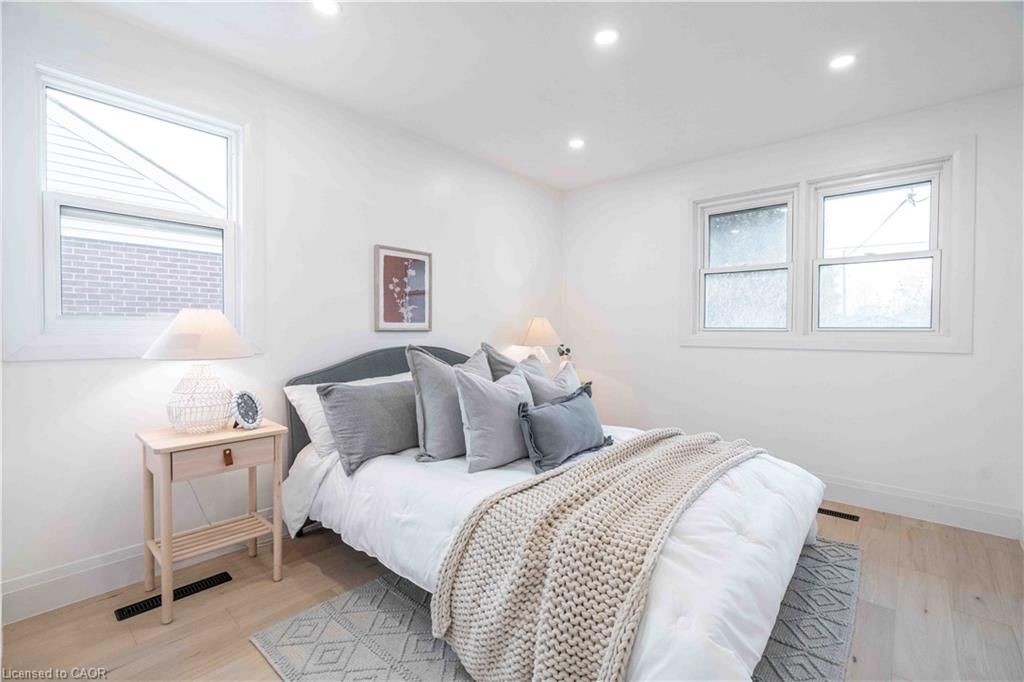 Single Family Residence for sale at 67 Toby Crescent, Hamilton, ON, L8T 2N9 - Huntington - MLS: 40820060