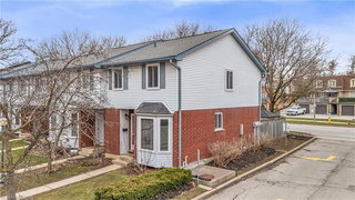 52 - 219 Kingswood Drive