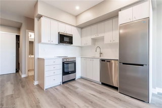 2301 - 15 Wellington Street