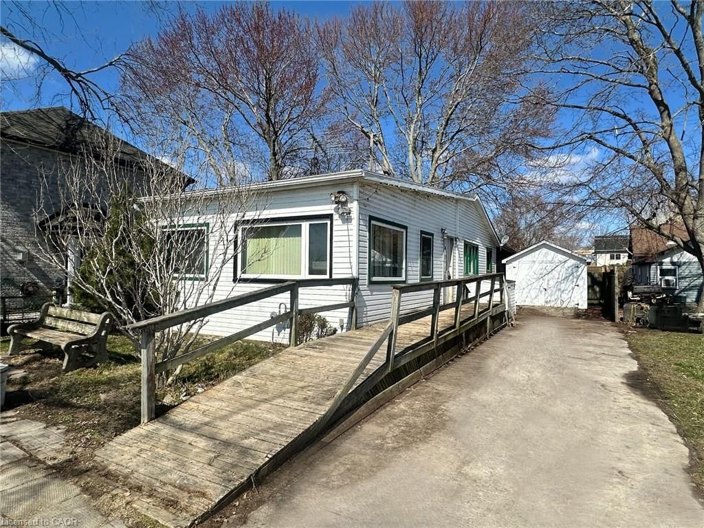 Single Family Residence sold at 2483 North Shore Drive, Lowbanks, ON, N0A 1K0 - Moulton - MLS: 40820176