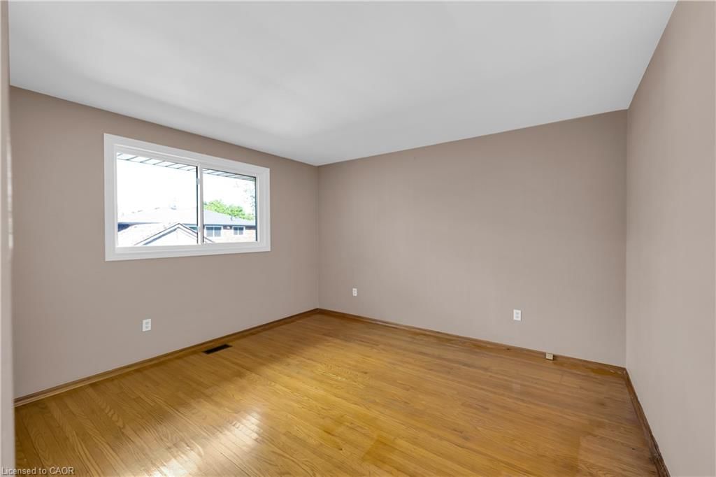 Single Family Residence for sale at 112 Purdy Crescent, Hamilton, ON, L9A 3B3 - Greeningdon - MLS: 40820219