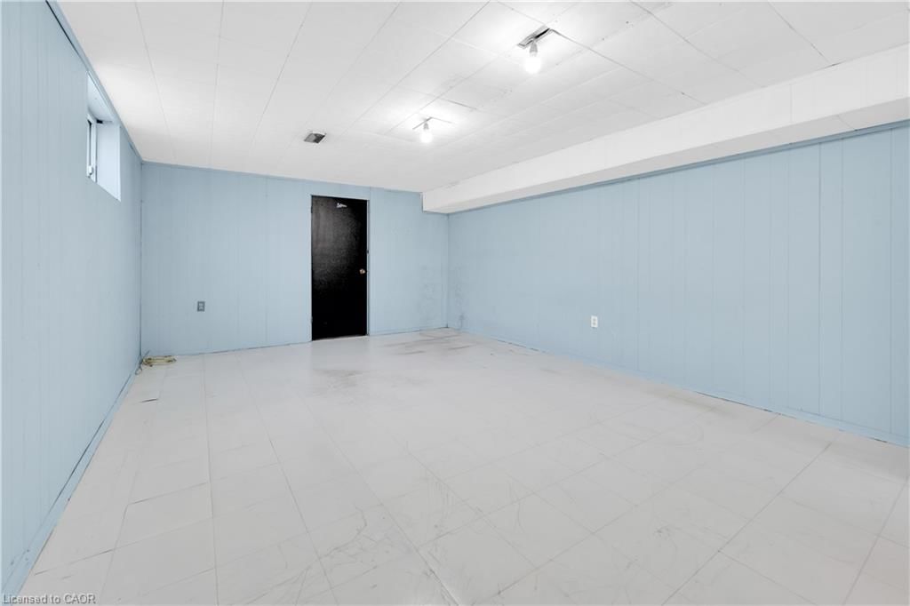 Single Family Residence for sale at 112 Purdy Crescent, Hamilton, ON, L9A 3B3 - Greeningdon - MLS: 40820219