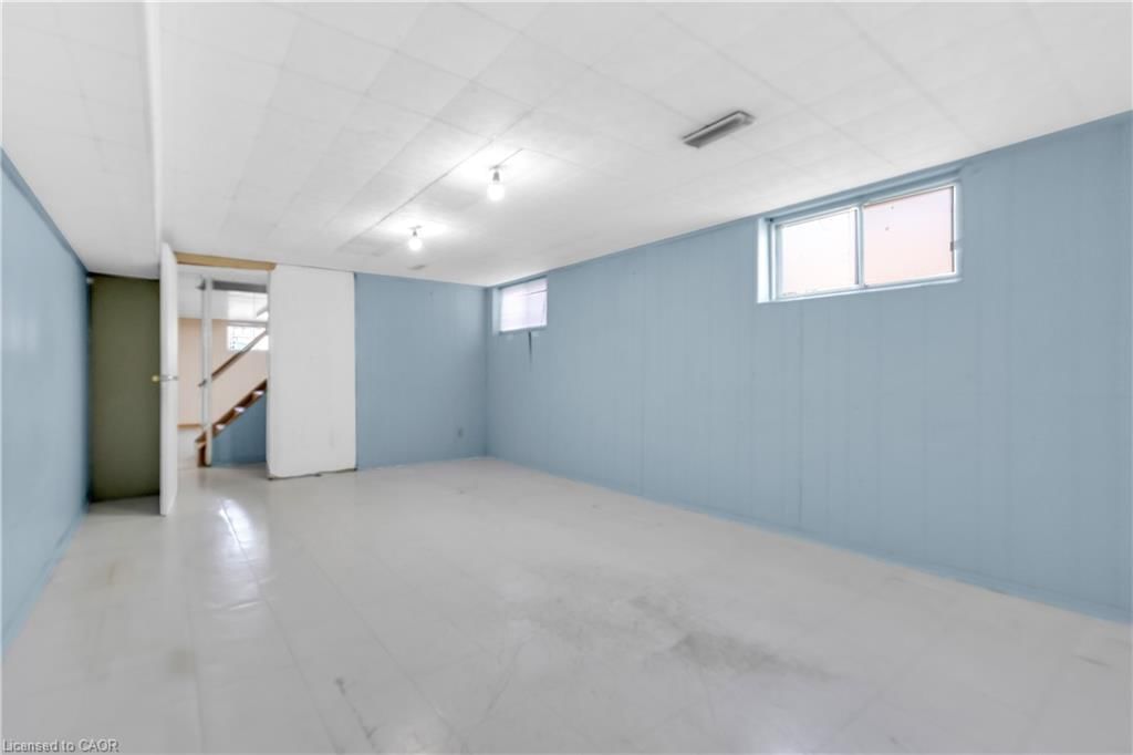 Single Family Residence for sale at 112 Purdy Crescent, Hamilton, ON, L9A 3B3 - Greeningdon - MLS: 40820219