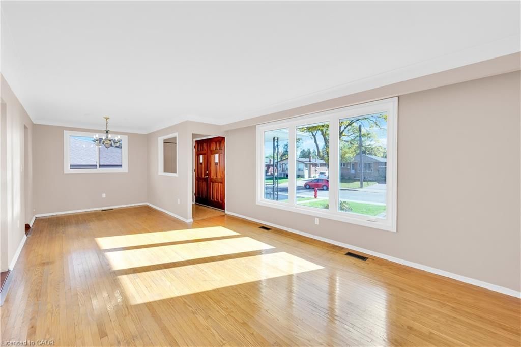 Single Family Residence for sale at 112 Purdy Crescent, Hamilton, ON, L9A 3B3 - Greeningdon - MLS: 40820219