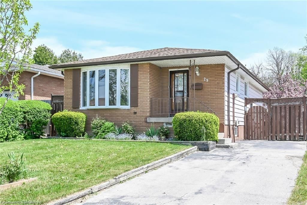 Single Family Residence for lease at 29 Birchcliffe Crescent, Hamilton, ON, L8T 4K6 - Berrisfield - MLS: 40820405