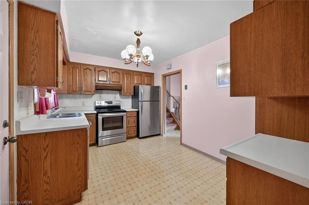 Single Family Residence for sale at 4 San Marco Street, Hamilton, ON, L9C 5M7 - Mountview - MLS: 40820469