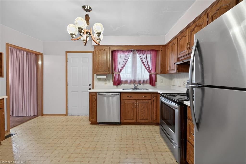 Single Family Residence for sale at 4 San Marco Street, Hamilton, ON, L9C 5M7 - Mountview - MLS: 40820469