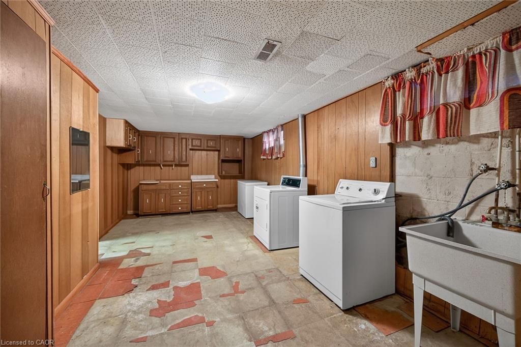 Single Family Residence for sale at 4 San Marco Street, Hamilton, ON, L9C 5M7 - Mountview - MLS: 40820469