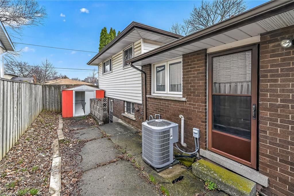 Single Family Residence for sale at 4 San Marco Street, Hamilton, ON, L9C 5M7 - Mountview - MLS: 40820469