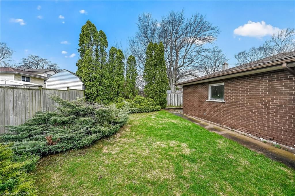 Single Family Residence for sale at 4 San Marco Street, Hamilton, ON, L9C 5M7 - Mountview - MLS: 40820469