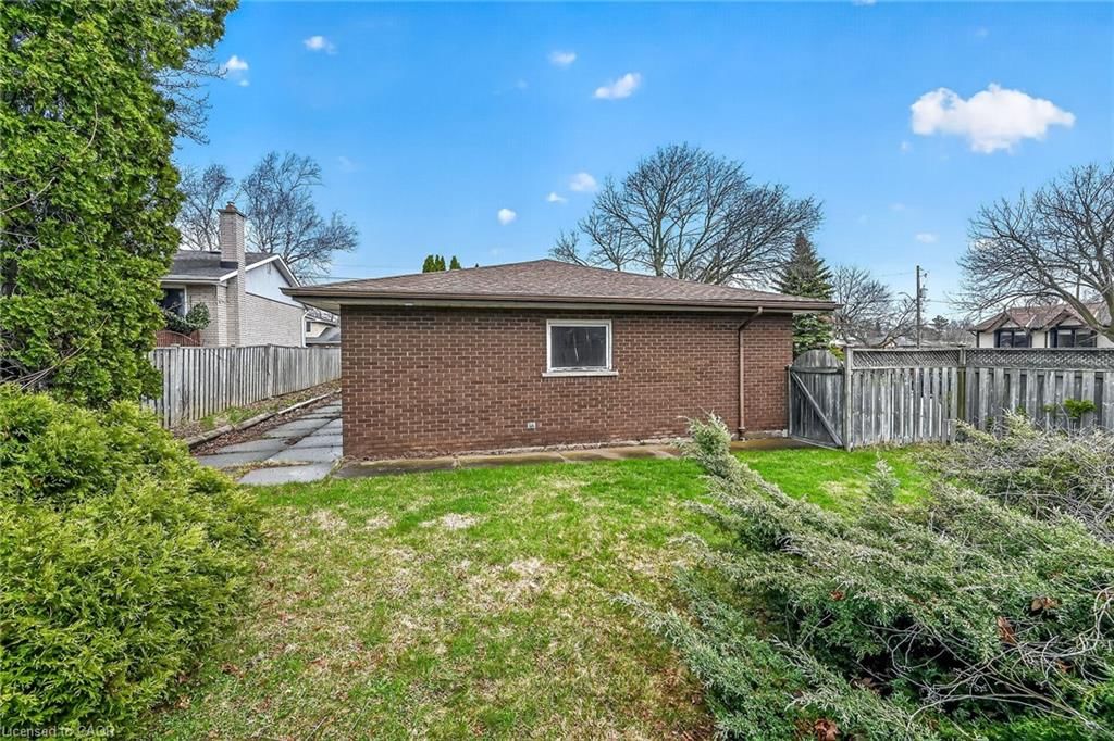 Single Family Residence for sale at 4 San Marco Street, Hamilton, ON, L9C 5M7 - Mountview - MLS: 40820469