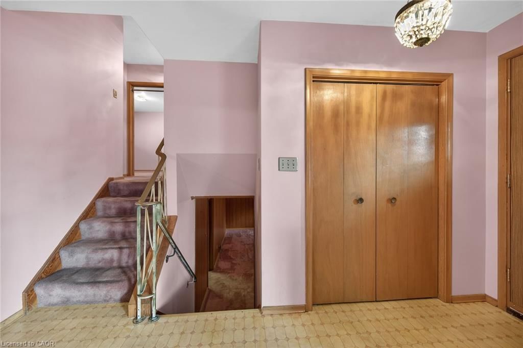 Single Family Residence for sale at 4 San Marco Street, Hamilton, ON, L9C 5M7 - Mountview - MLS: 40820469