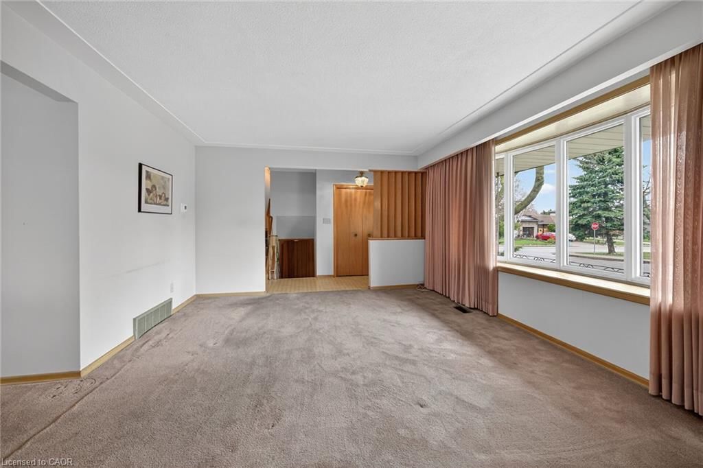 Single Family Residence for sale at 4 San Marco Street, Hamilton, ON, L9C 5M7 - Mountview - MLS: 40820469