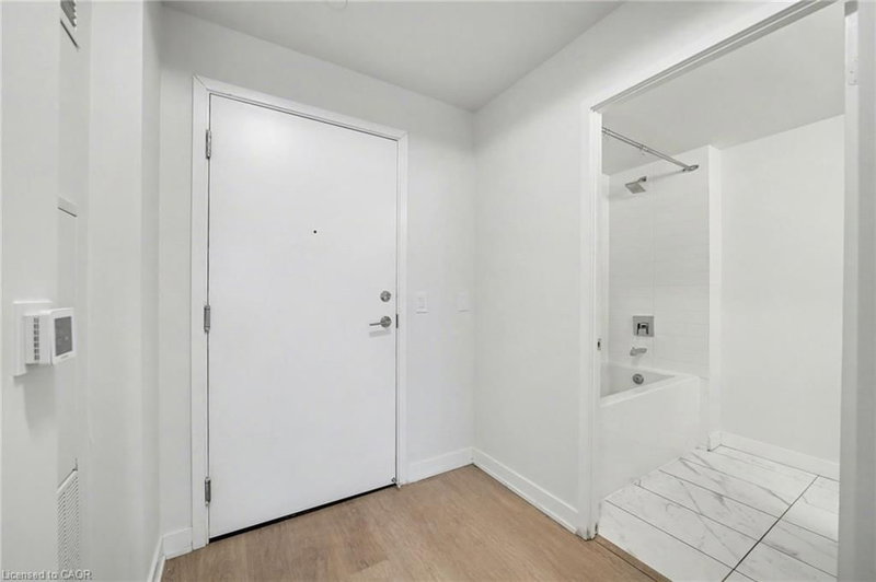 Room1