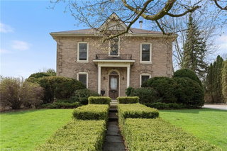 48 Temperance Street E