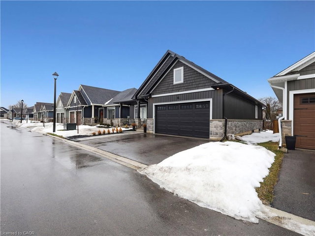 11 - 68 Cedar Street